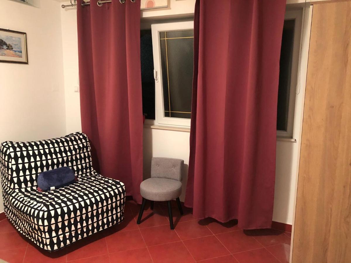 Apartment Danka Omiš Buitenkant foto